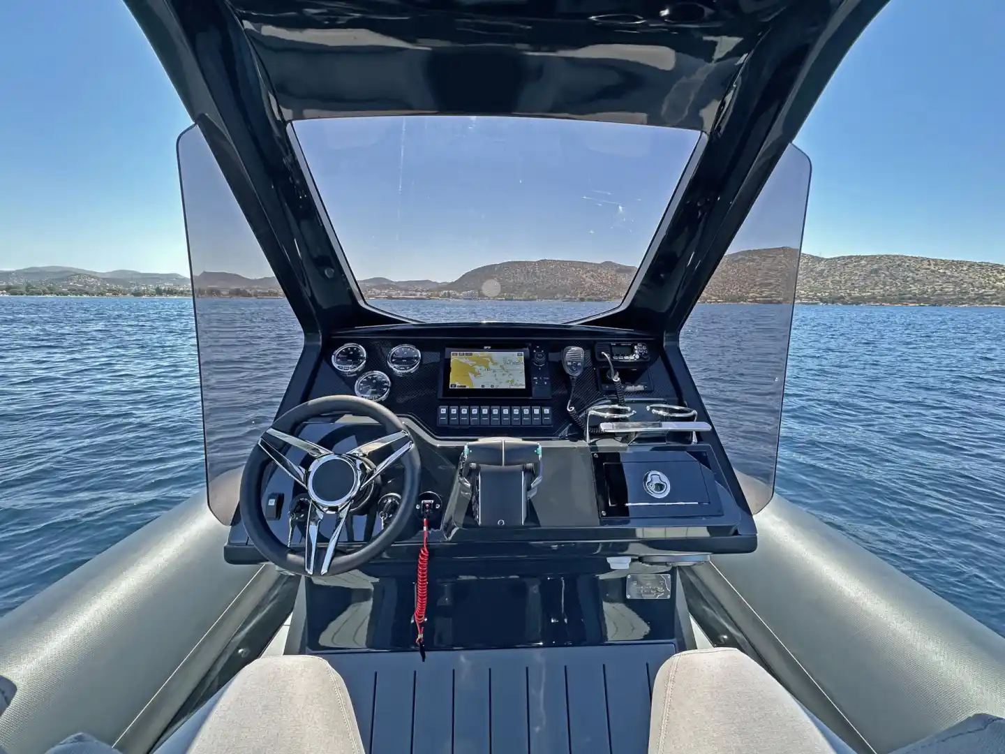 Ribco Marine 28T Interior