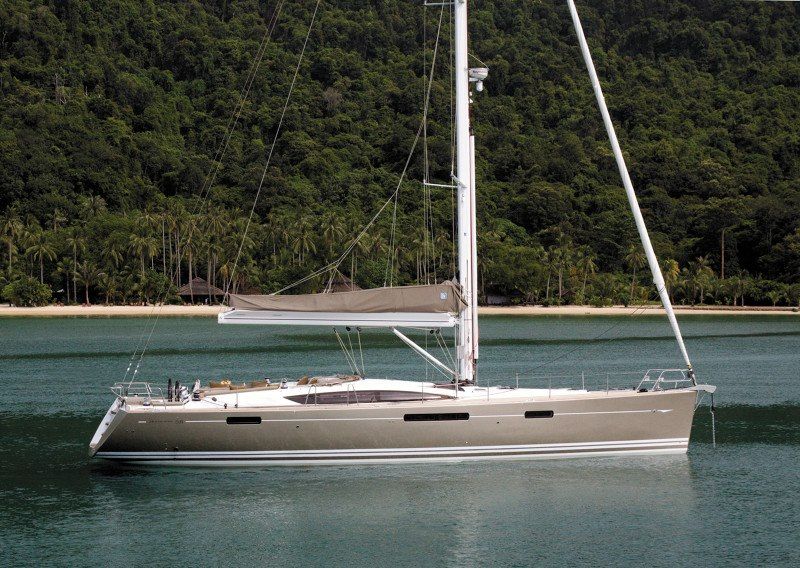 Jeanneau 58 Exterior