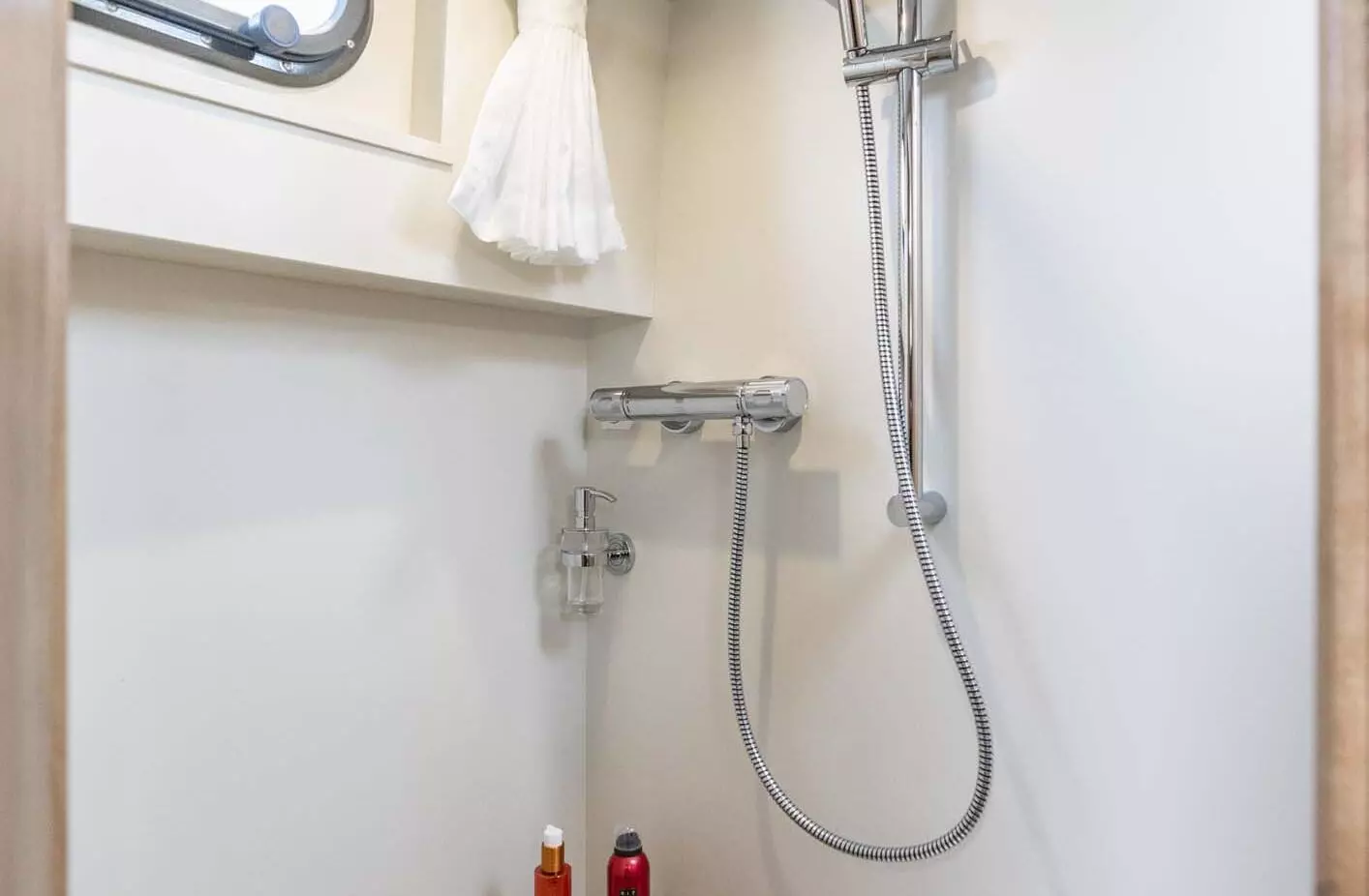 Interni del Linssen 30 SL AC