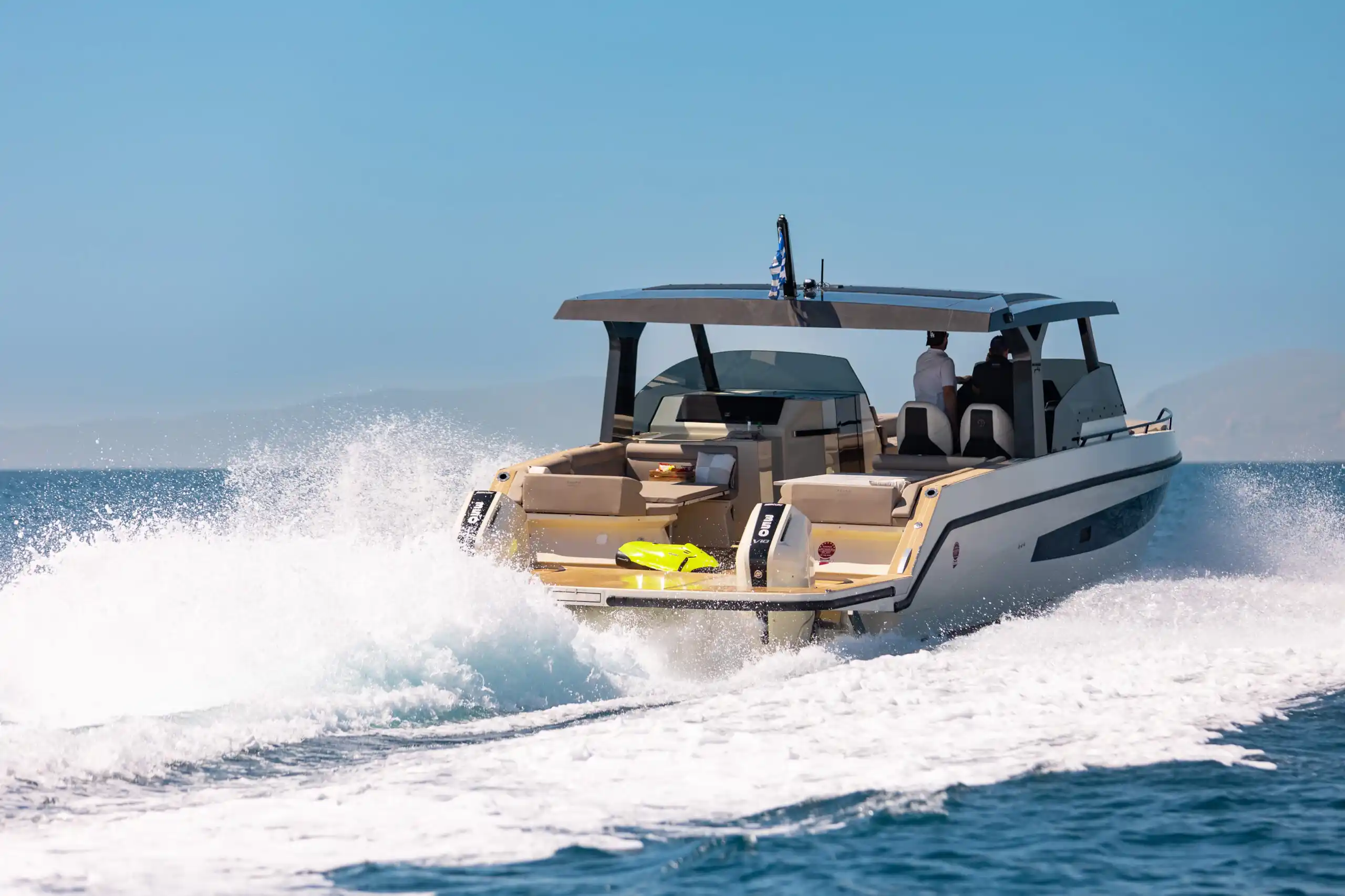 TESORO YACHTS T38 Power Cat