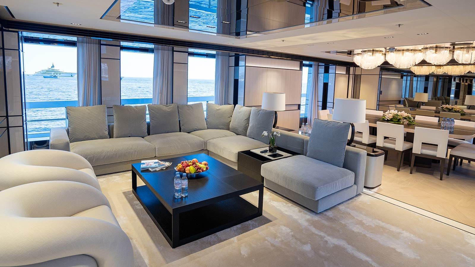 Interieur van de Heesen Yachts MY Reliance