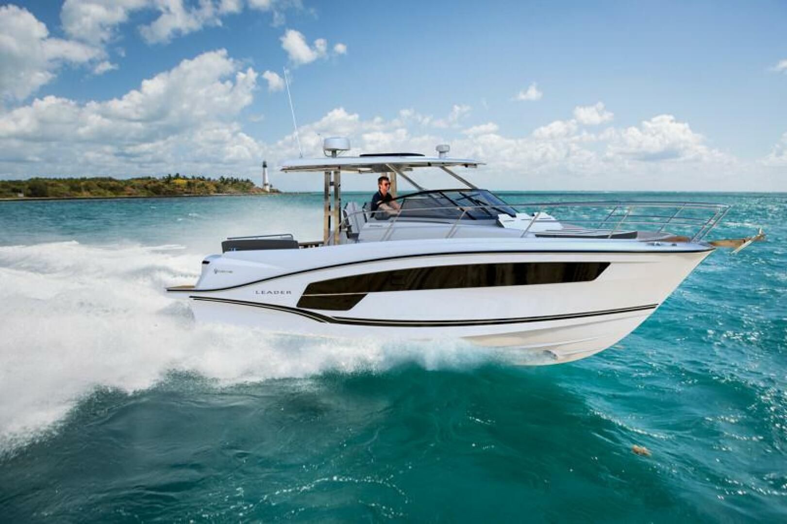 Jeanneau Leader 10.5 WA