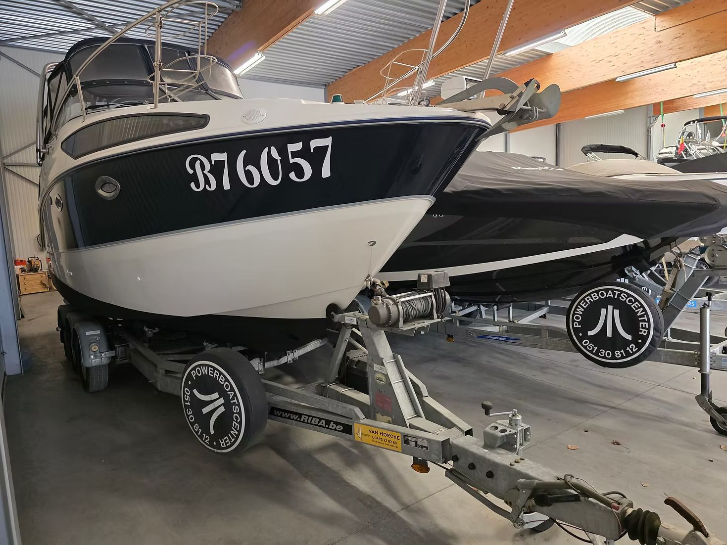 Exterieur van de Bayliner 265