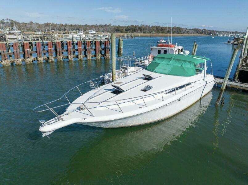 Sea Ray Sundancer 420