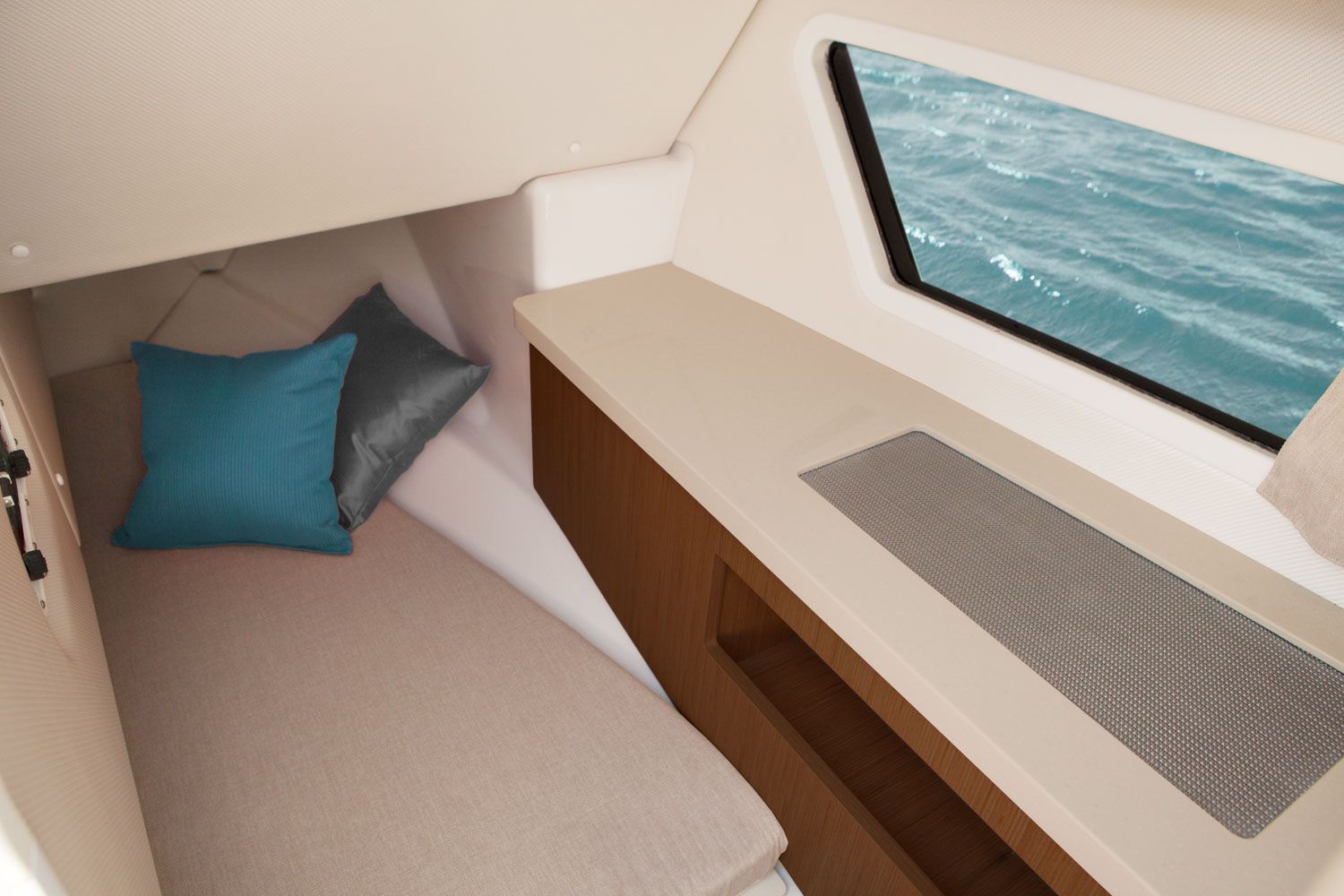 Innenbereich der Four Winns Horizon 290 OB