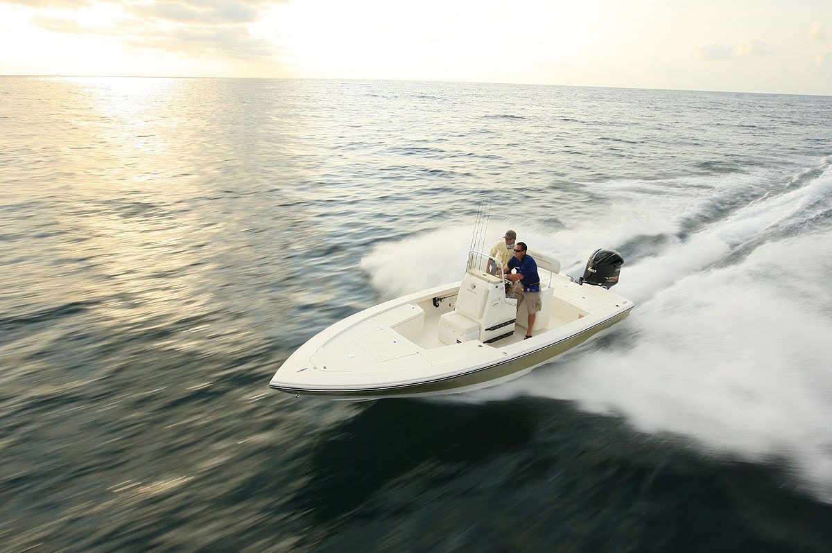Pathfinder Boats 2300 HPS