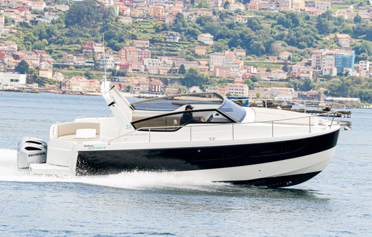 Rodman Spirit 31′ Open Outboard