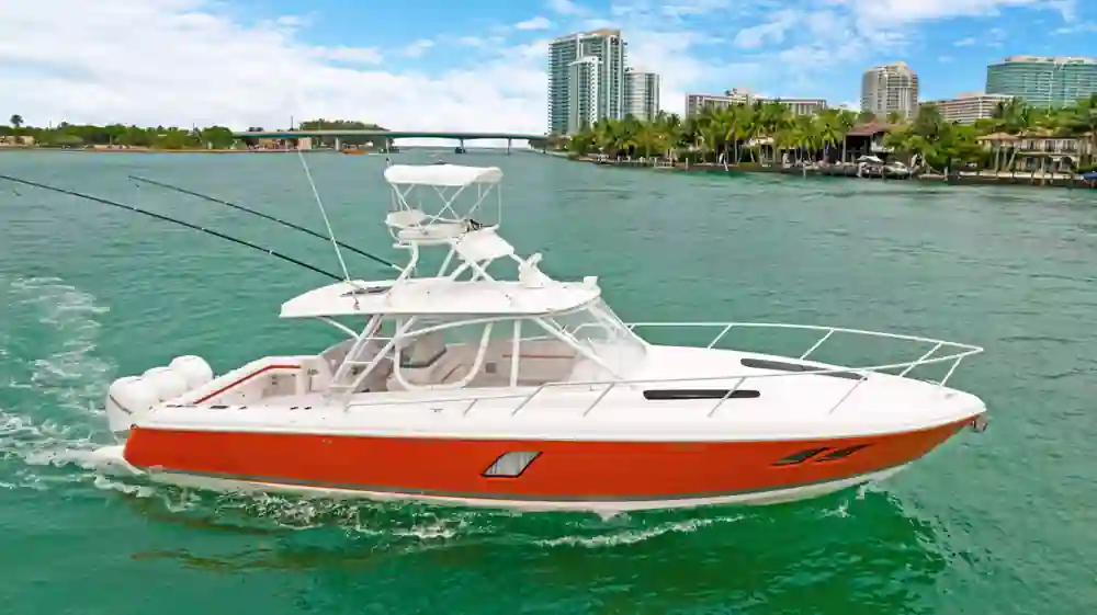 Intrepid Powerboats 400 Cuddy