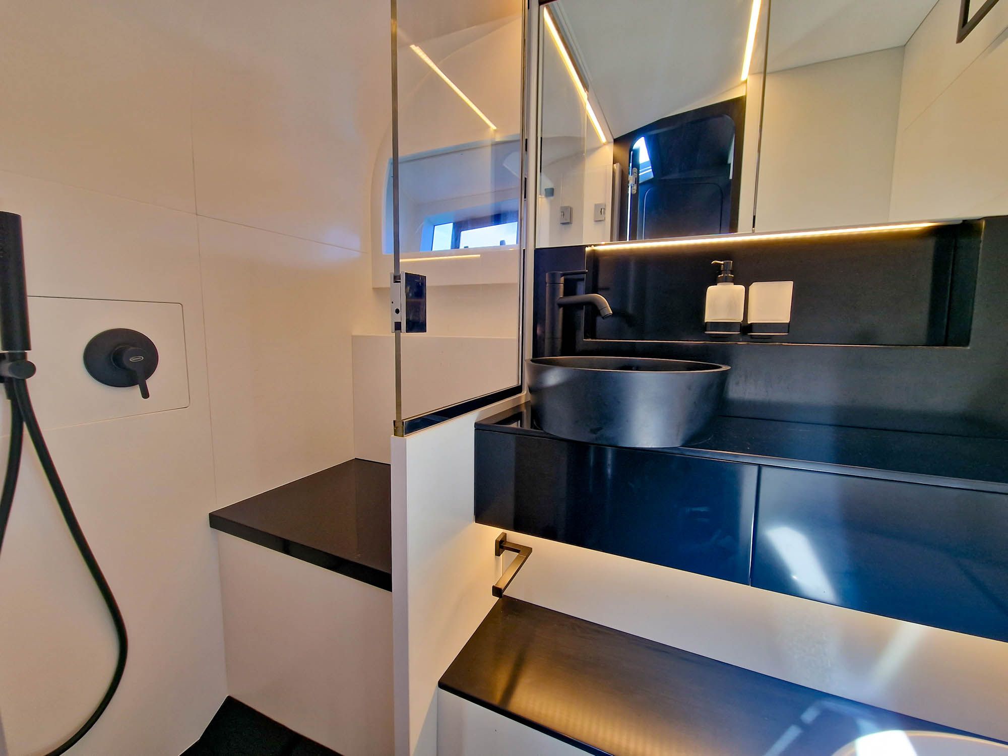 Interieur van de Domina 44R