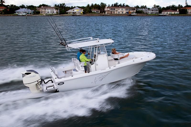 Extérieur du Dusky 252 XFT