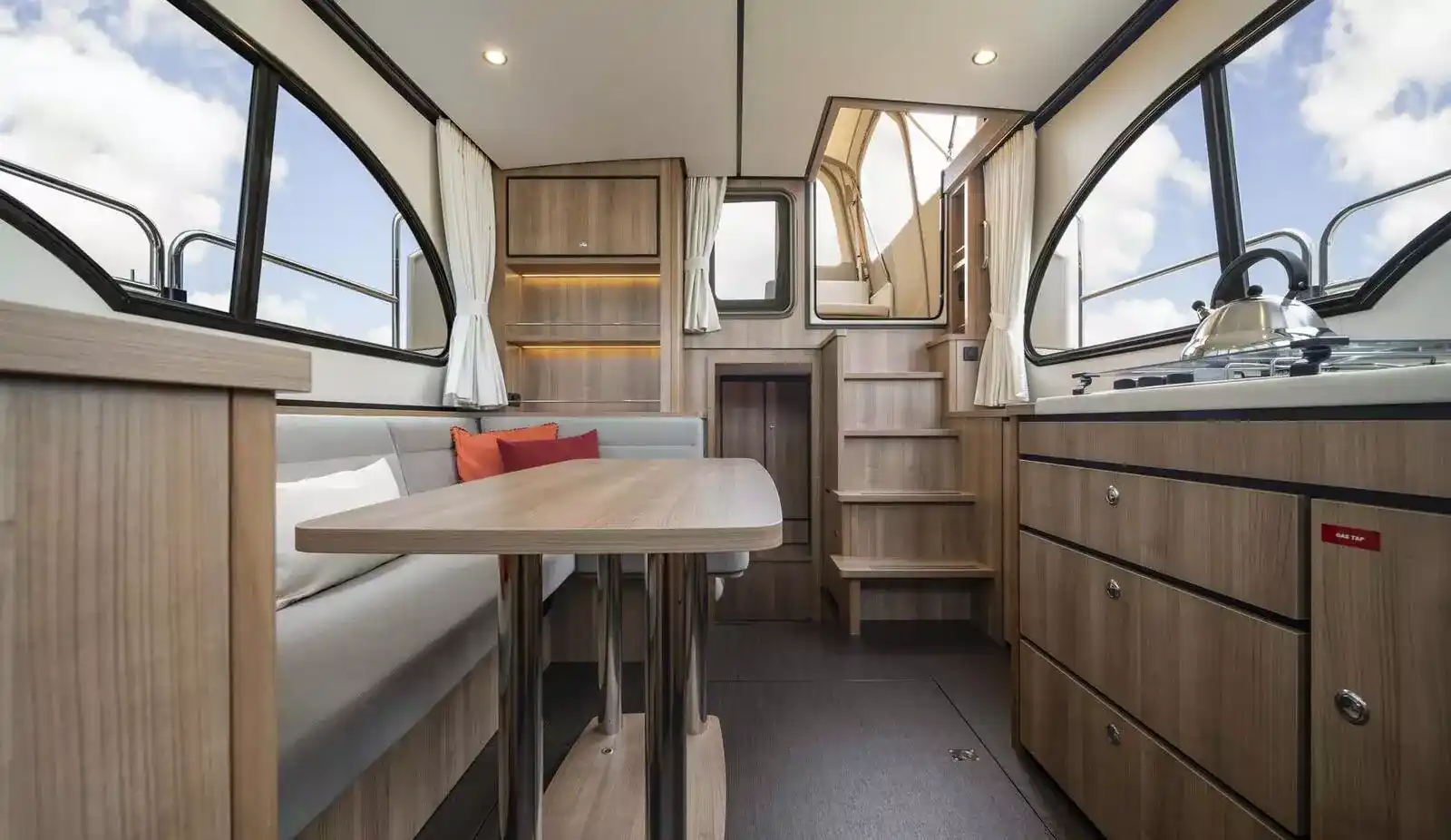Interni del Linssen 30 SL AC
