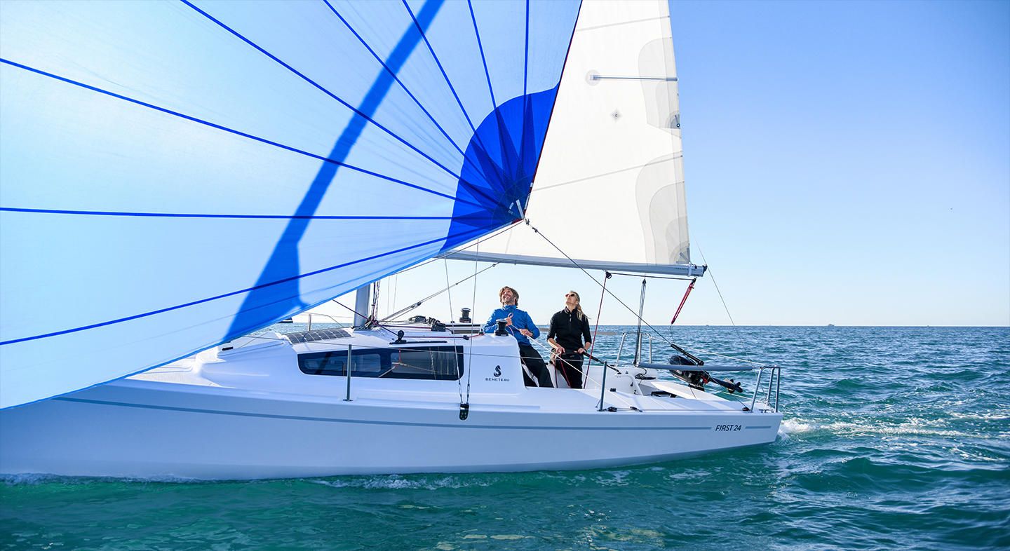 Exterieur van de Beneteau First 24
