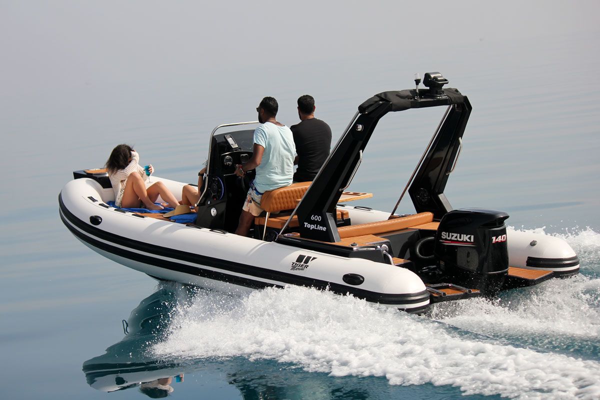 Extérieur du Tiger Marine TopLine 600