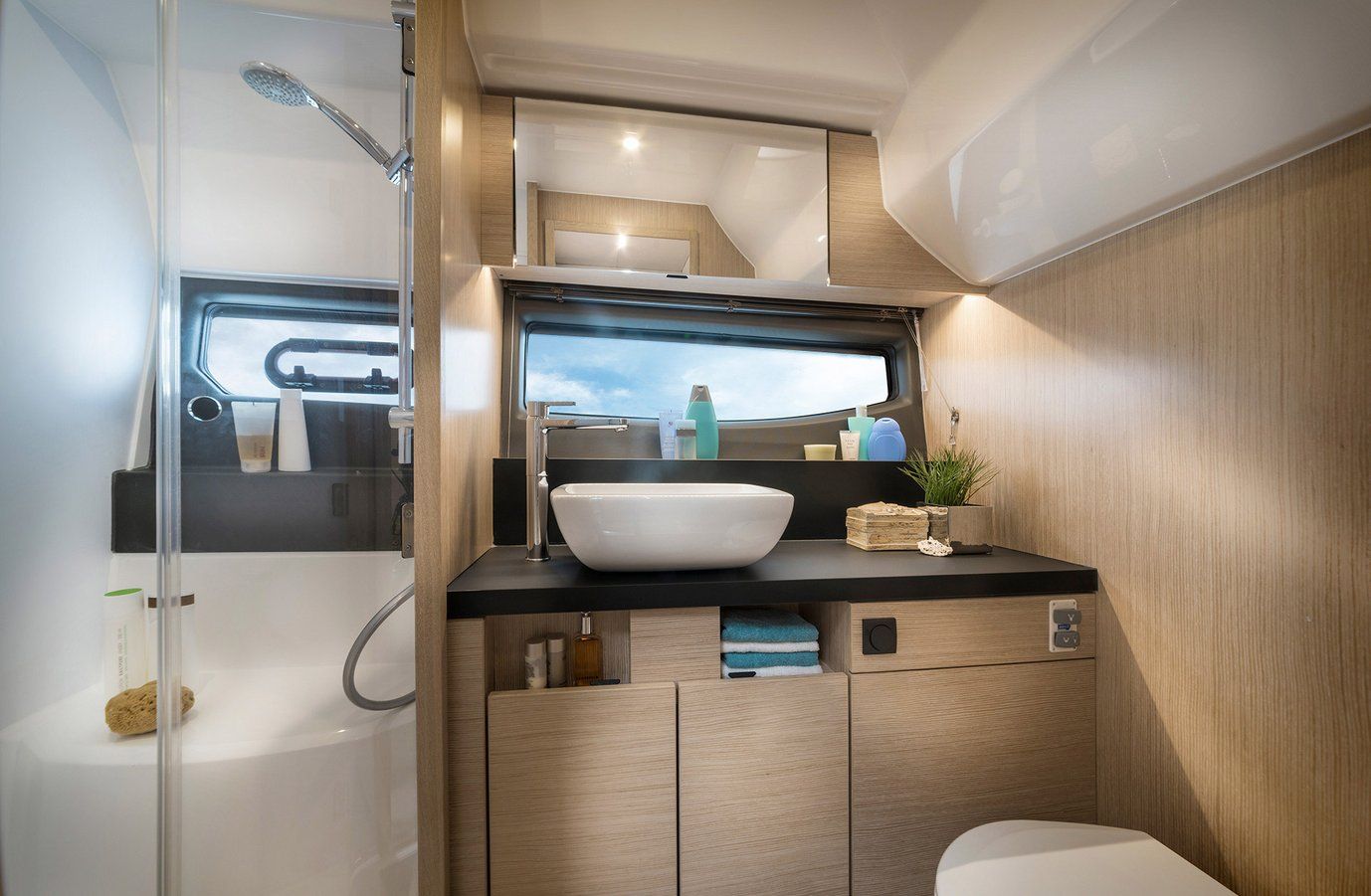 Bavaria Yachts R40 Interior