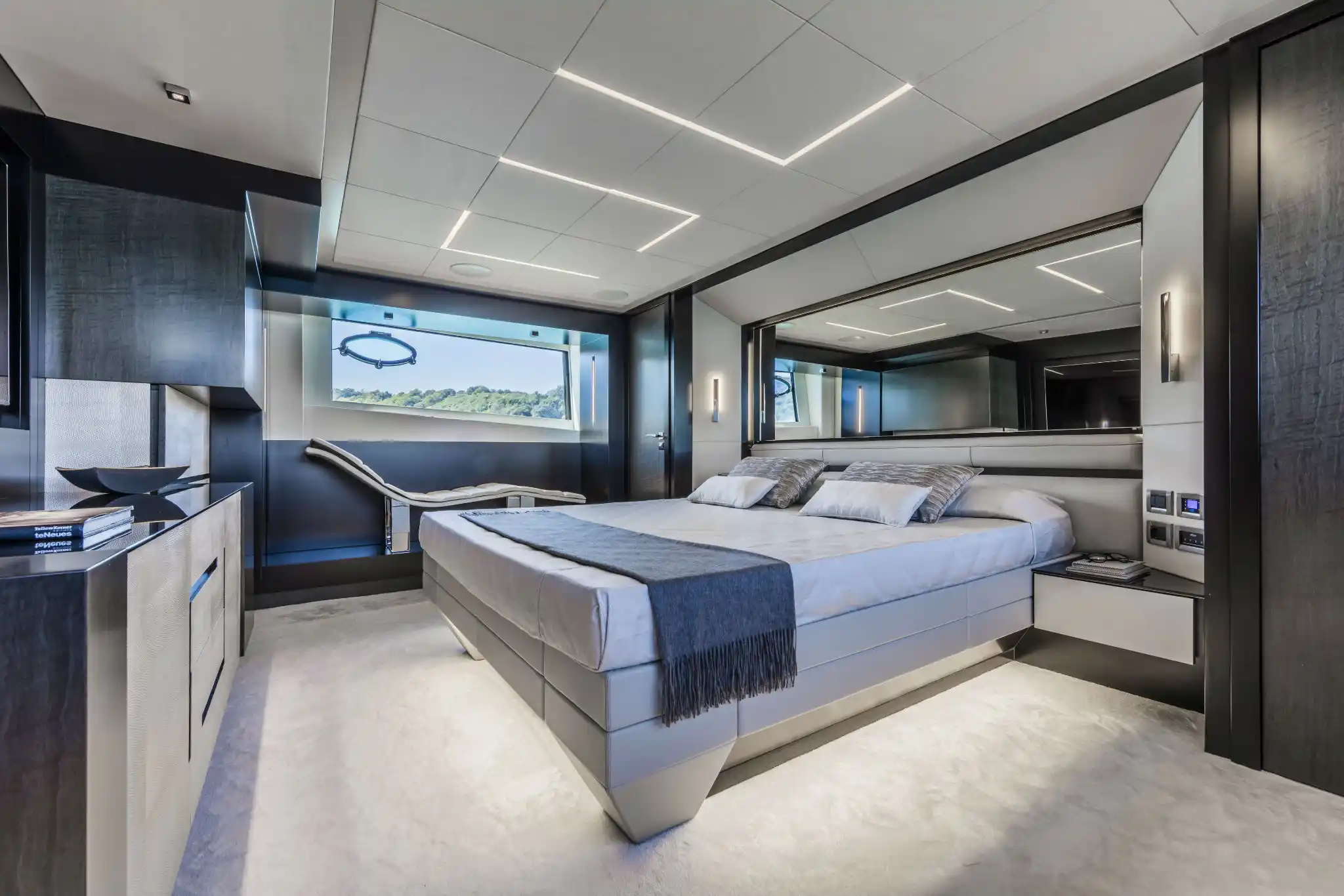 Interior del Pershing 9X