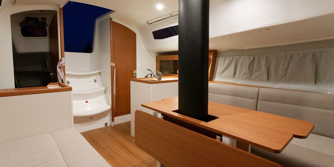 J Boats J/99 Interior
