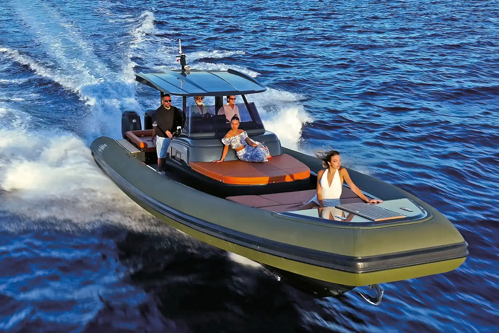 Coastal 12 Rada Exterior