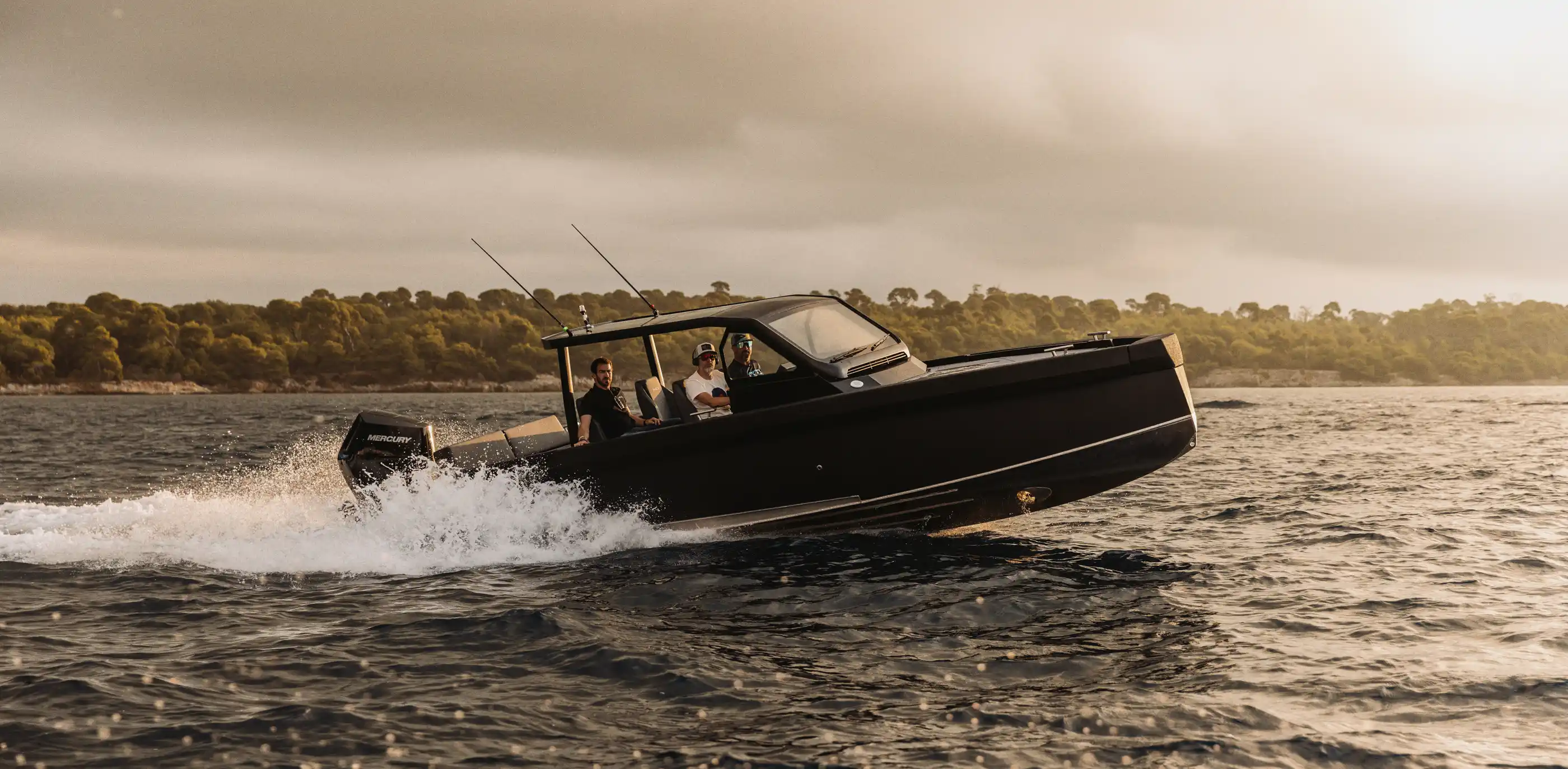XO Boats DFNDR A8