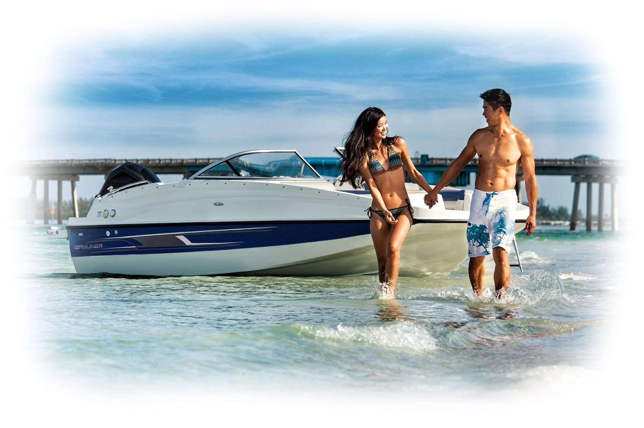 Bayliner 190 Deck Boat Exterior