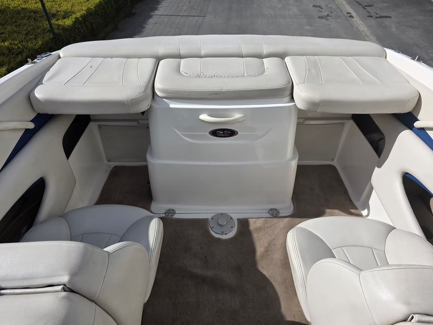 Chaparral 183 SS Interior