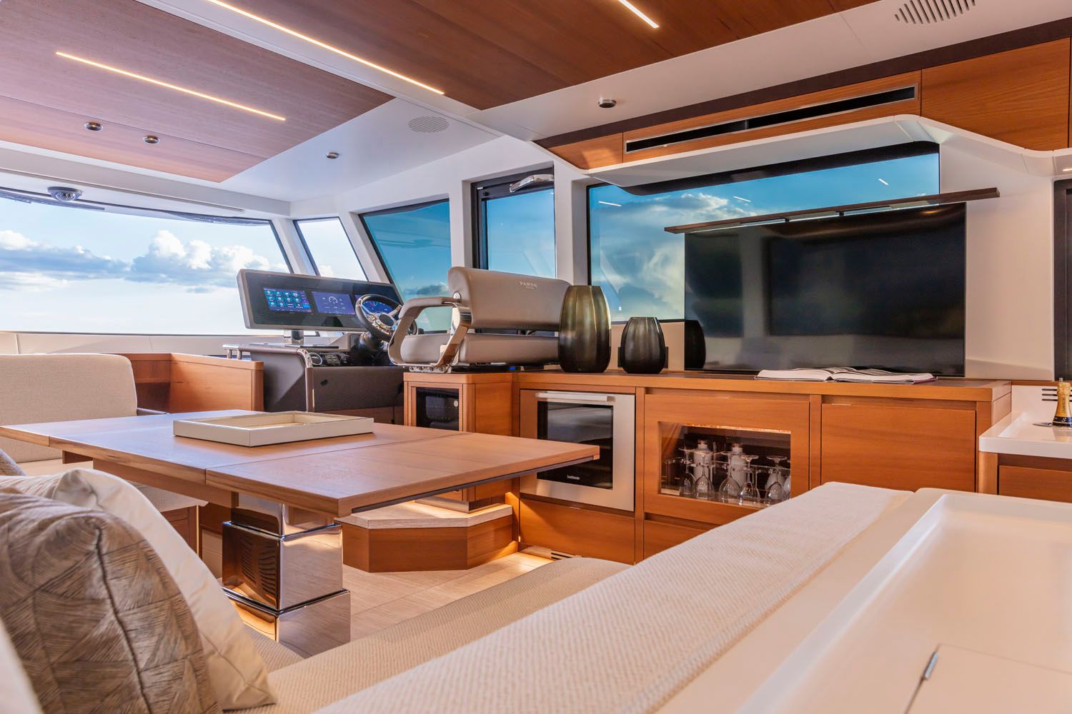 Pardo Yachts E60 Interior