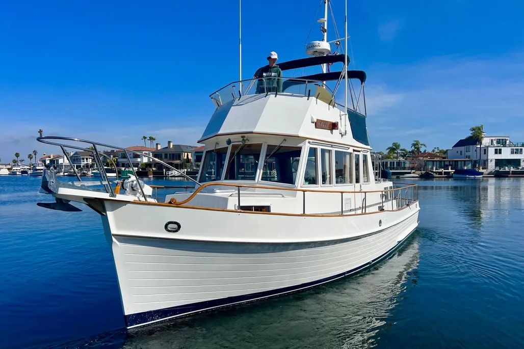 Grand Banks Yachts 36 Classic