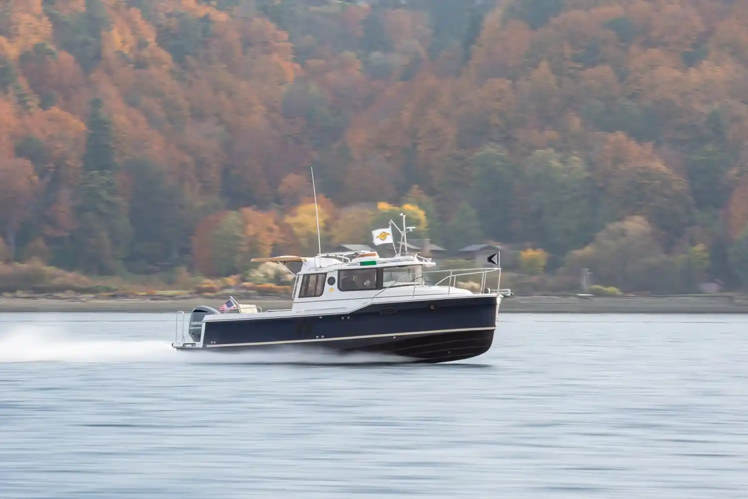 Ranger Tugs R-25 Exterior