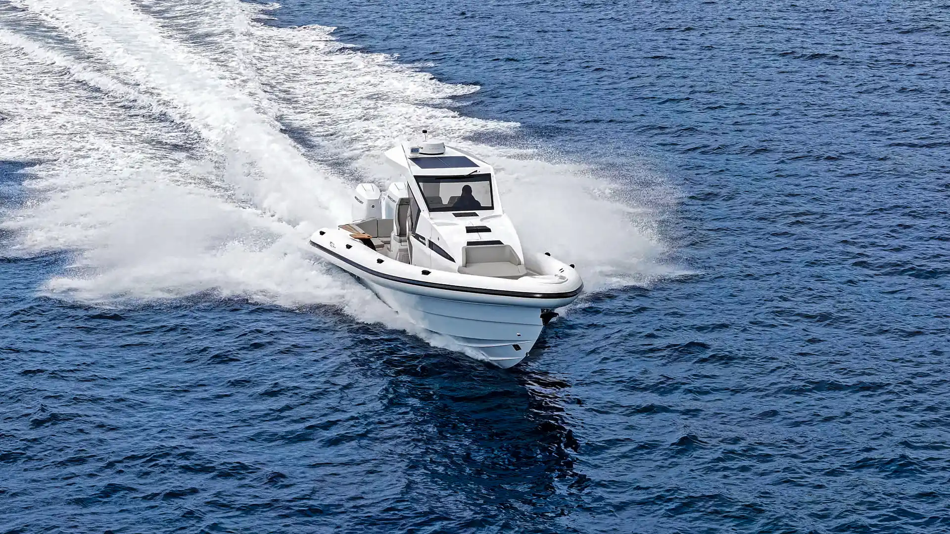 Ribco Marine Venom 40 SC Exterior