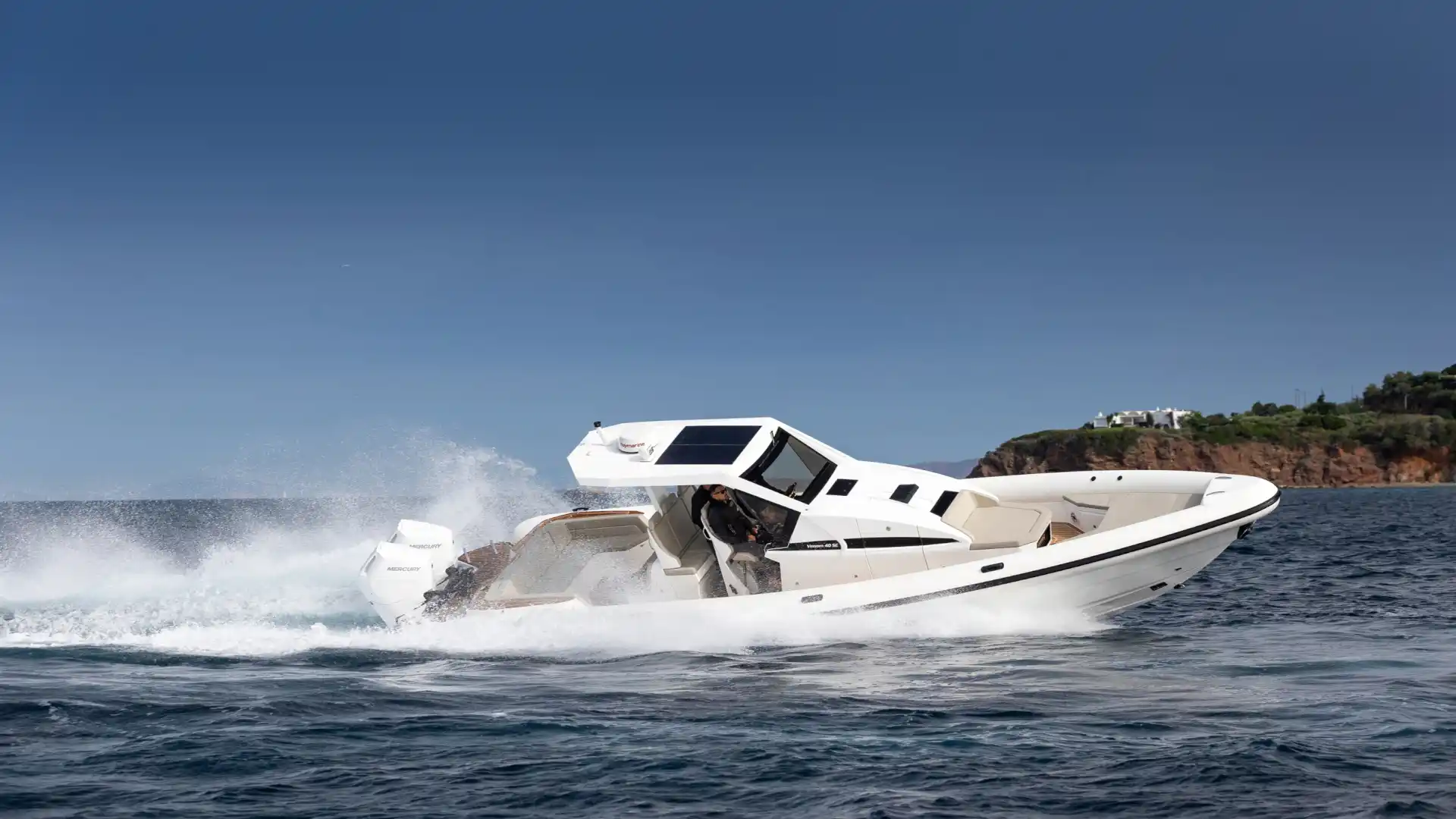 Ribco Marine Venom 40 SC Exterior