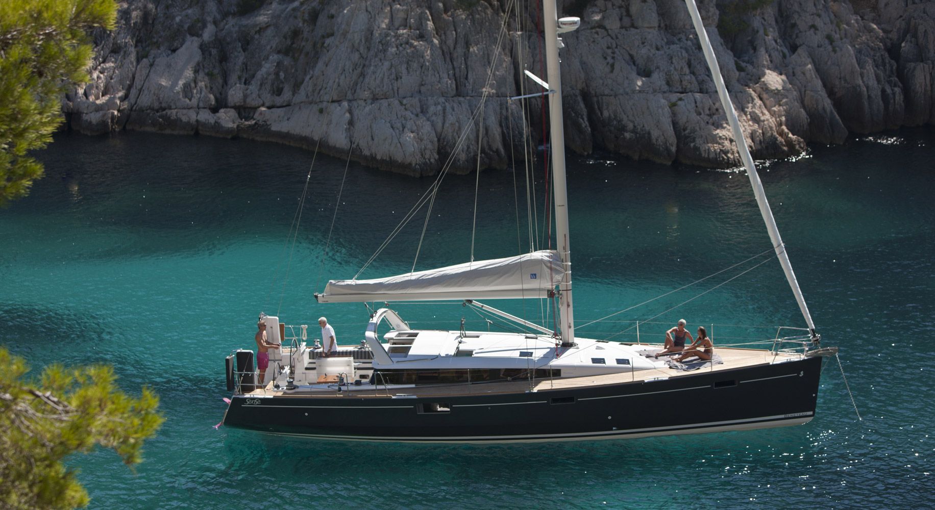 Beneteau Sense 50 Exterior