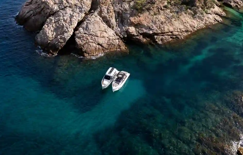 De Antonio Yachts D32 Open