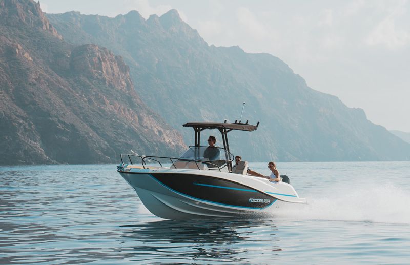 Quicksilver 705 Open