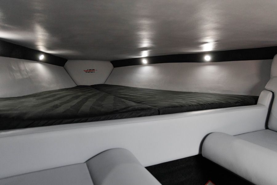 Intérieur du Velocity VR1
