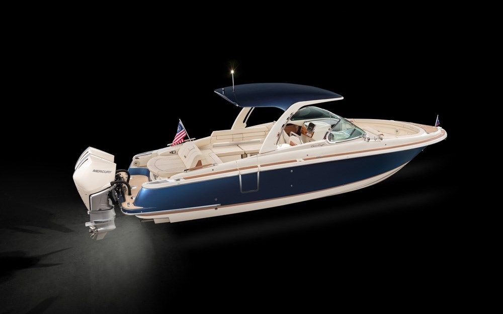Chris-Craft Launch 31GT Exterior