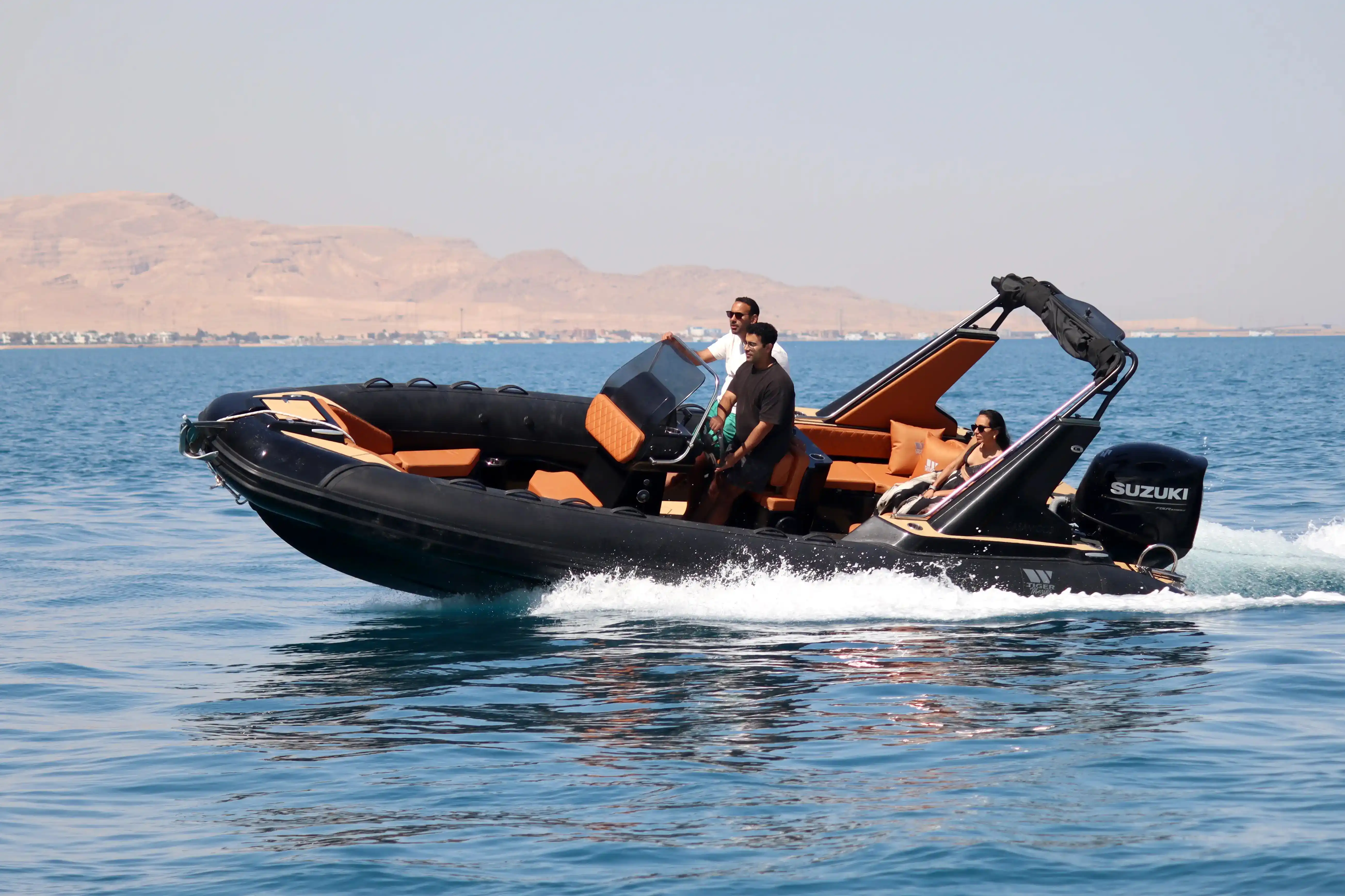 Tiger Marine TopLine 650 Exterior