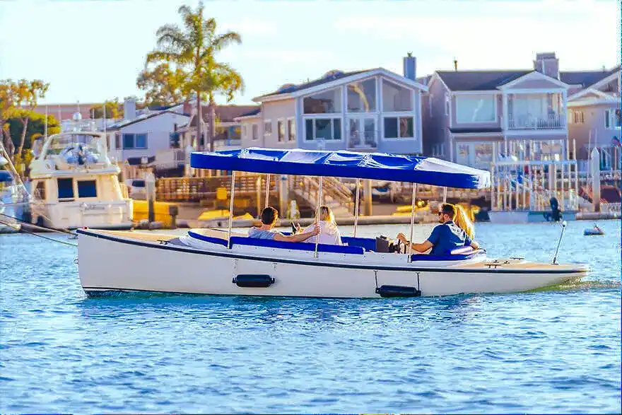 Vision Marine Fantail 217