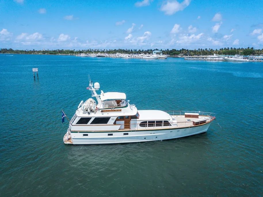 Burger Boats 63