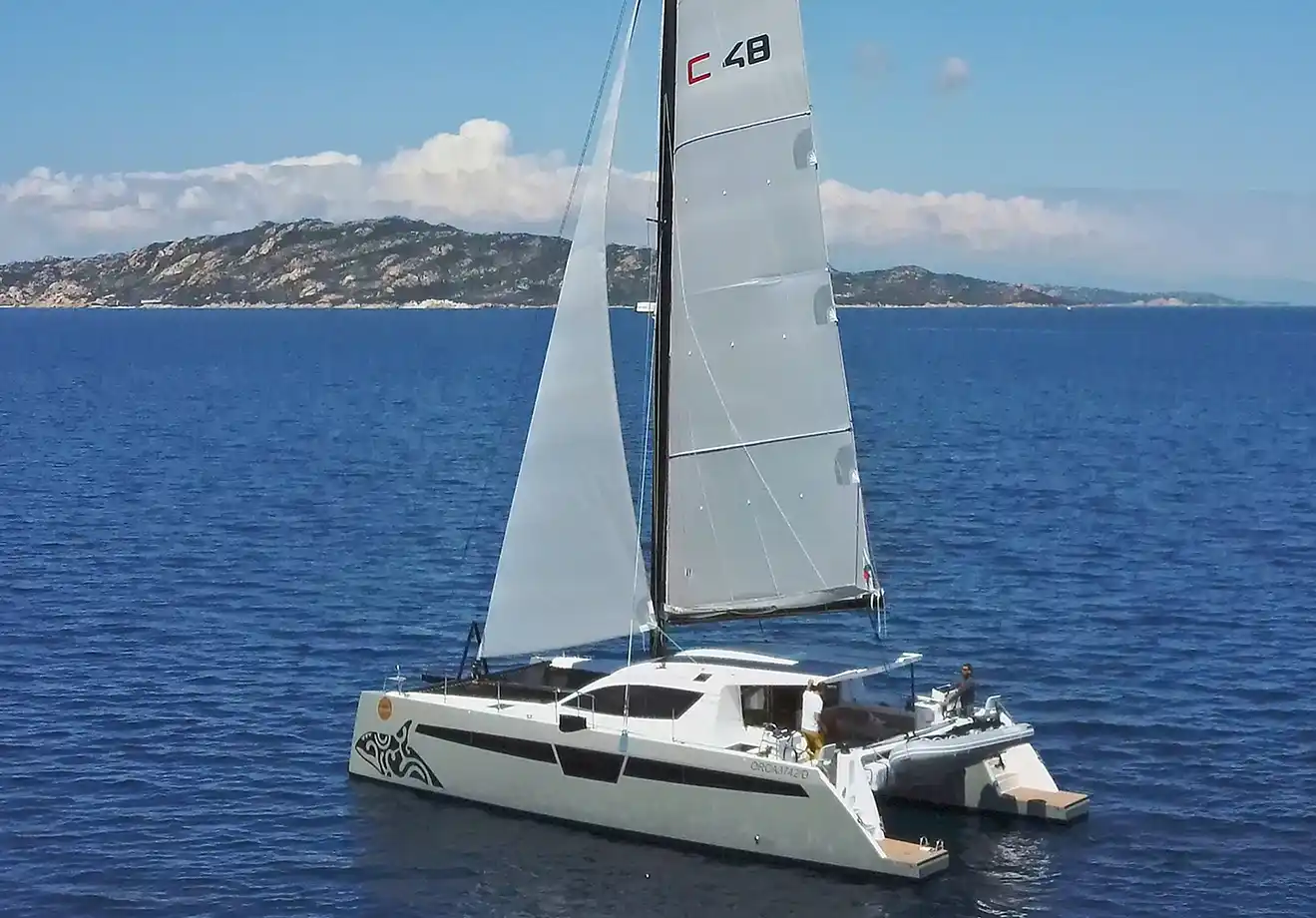 Comar C-Cat 48