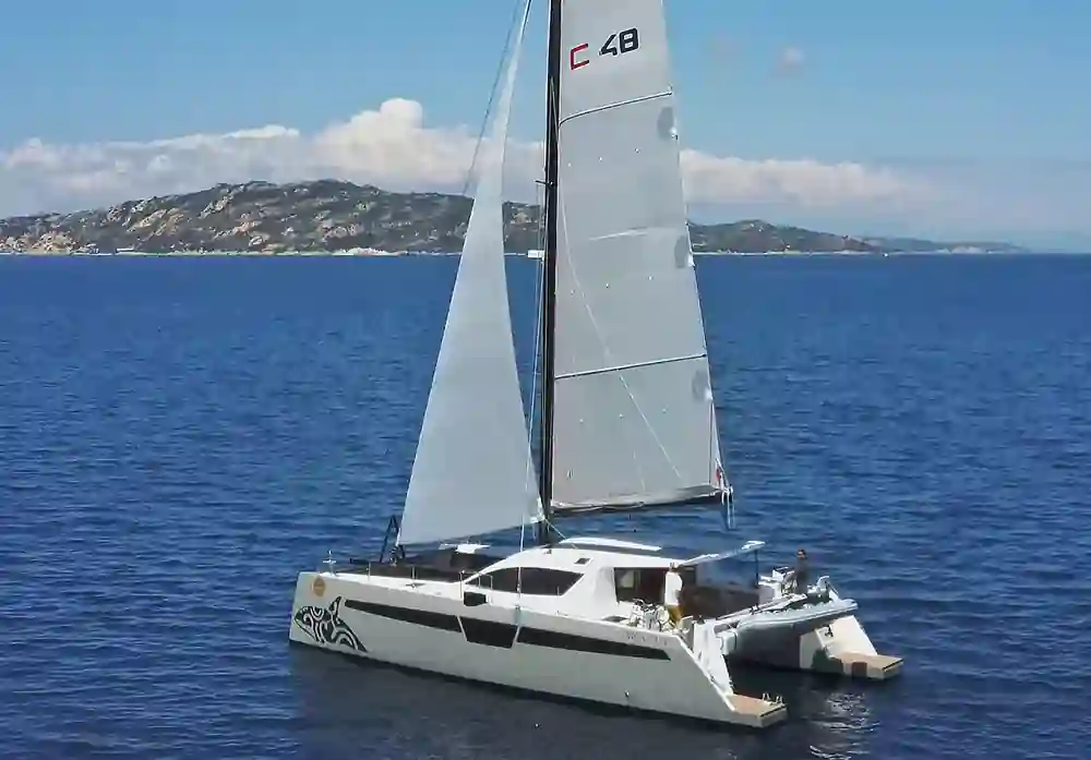 Comar C-Cat 48