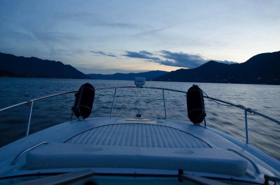 Crownline 250 CR Interior