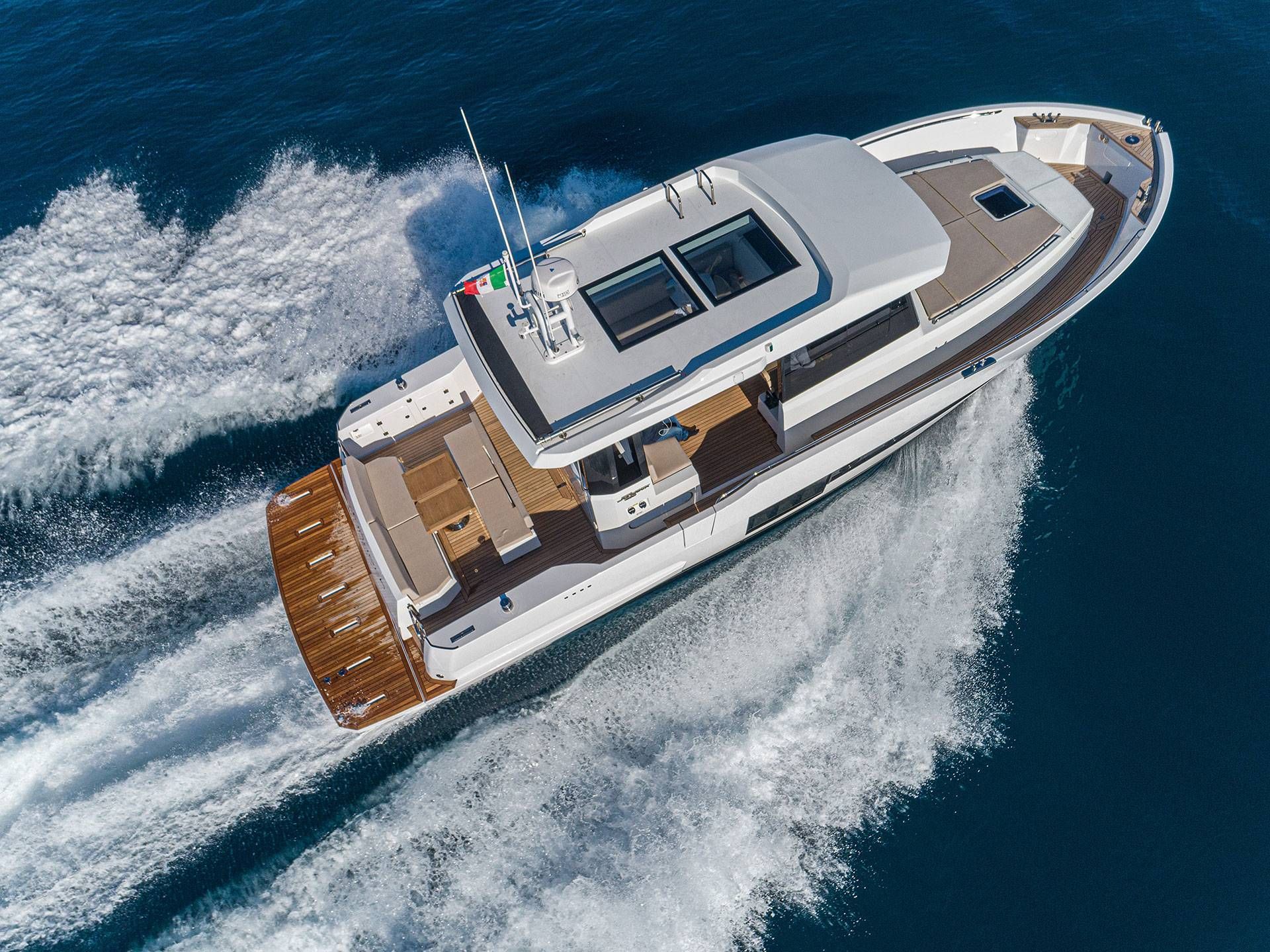 Exterieur van de Sundeck 430