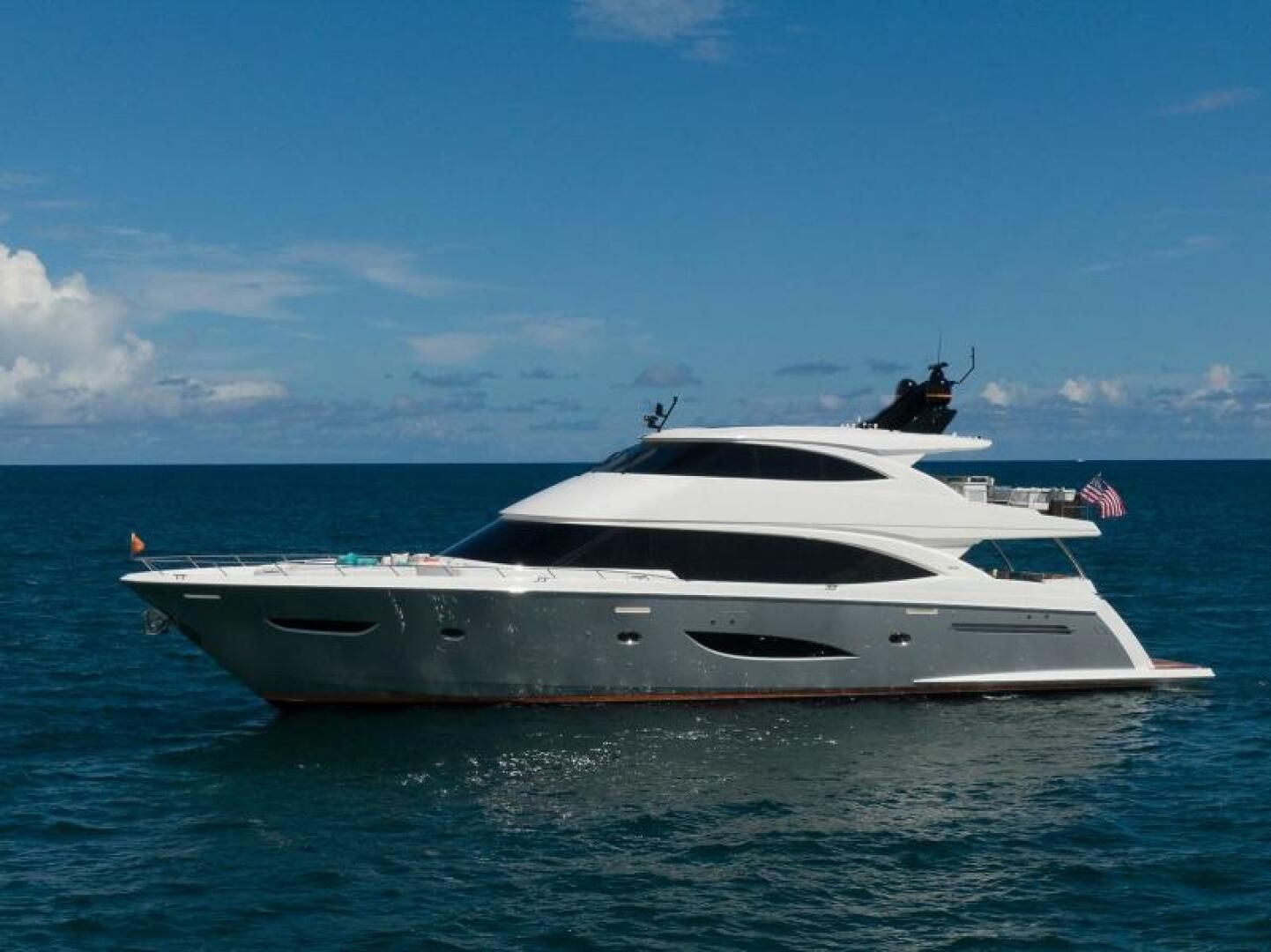 Viking Yacht 93