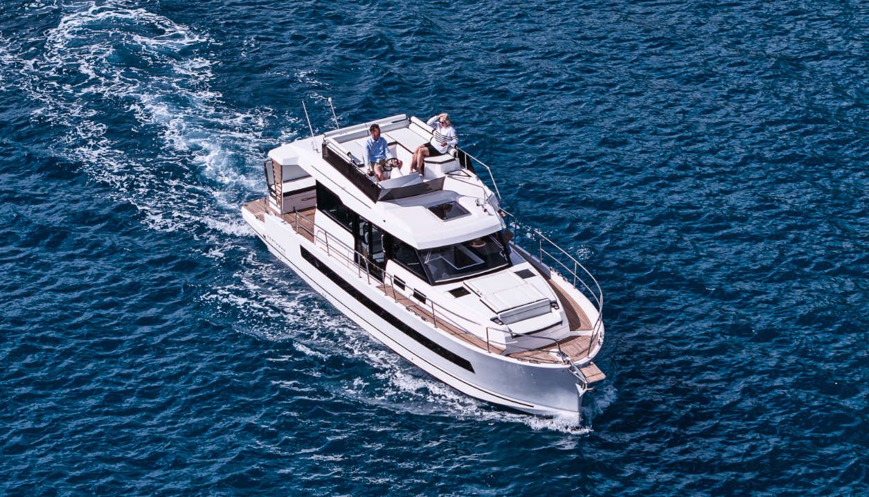 Northman Trawler 1300
