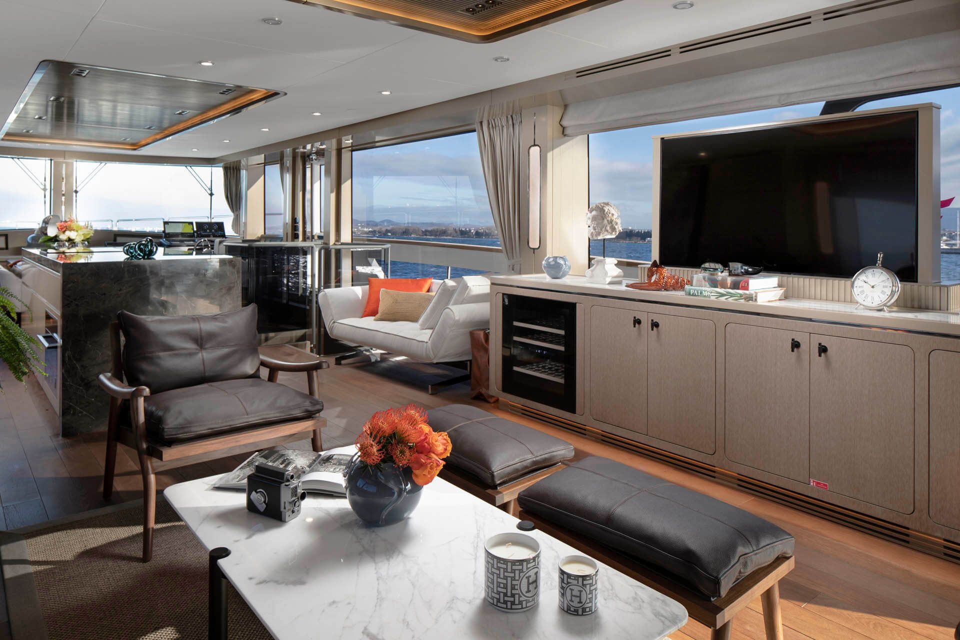 Yacht photo 4