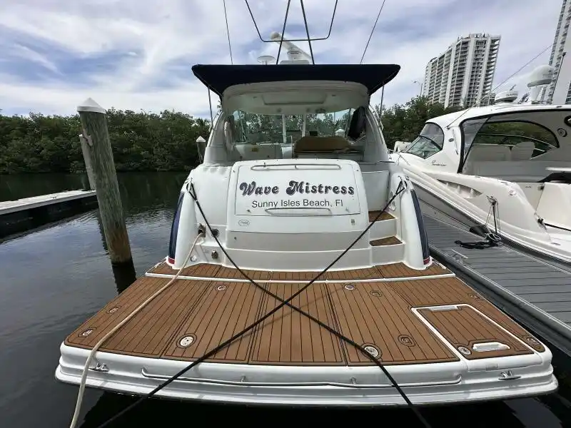 Exterieur van de Formula Boats 45 Yacht