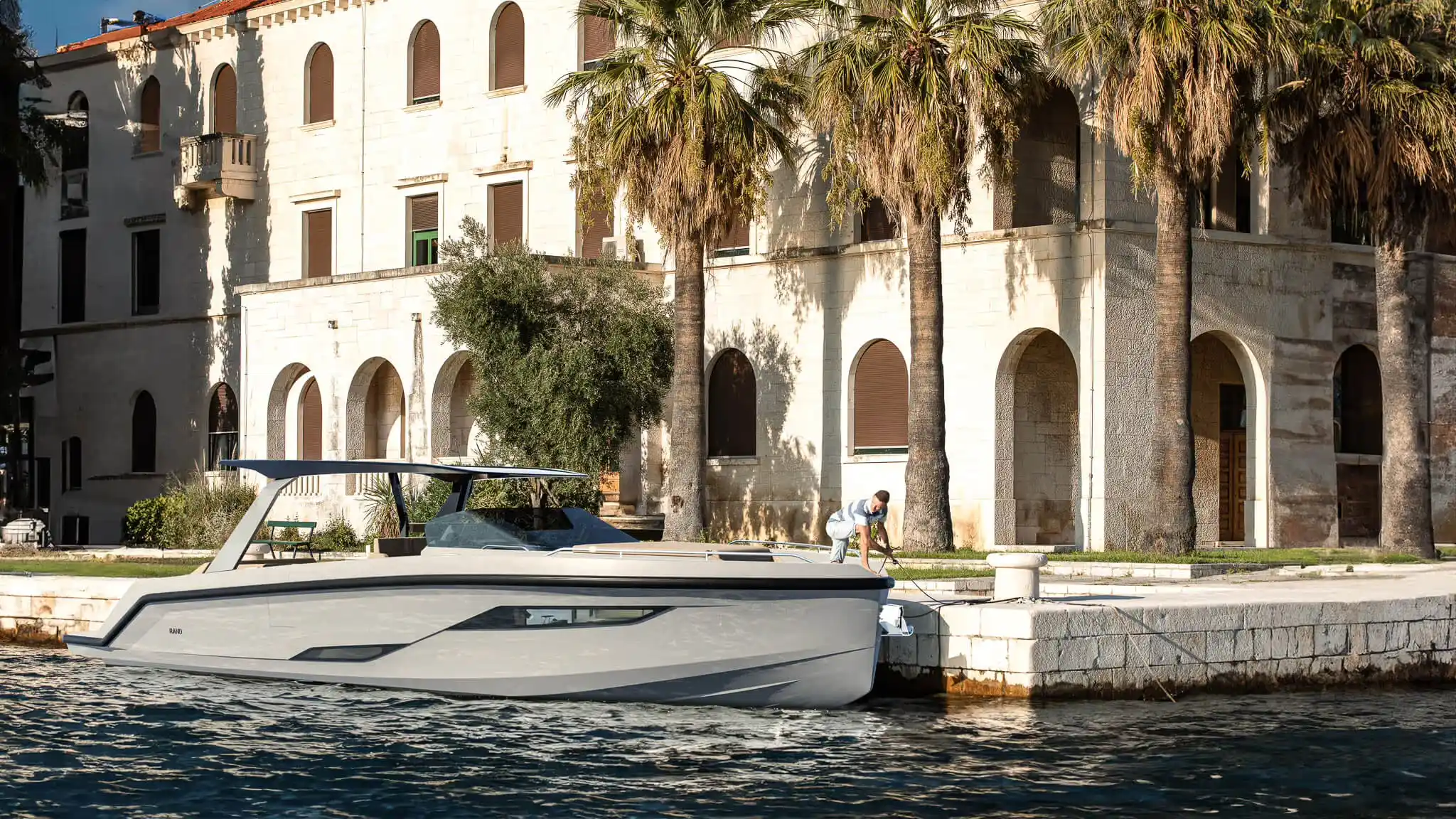 Exterior del RAND Lagune 44
