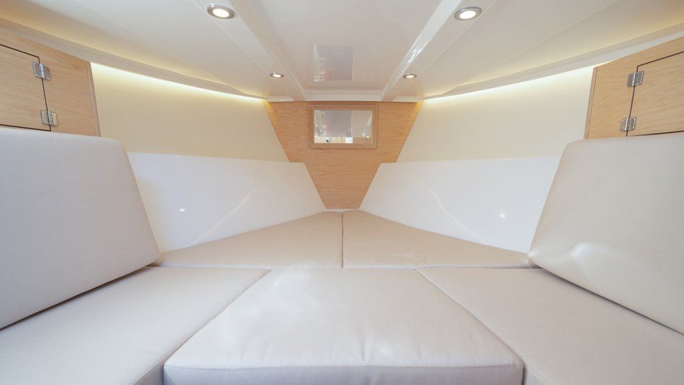 Interior del Girbau 28 Cabin