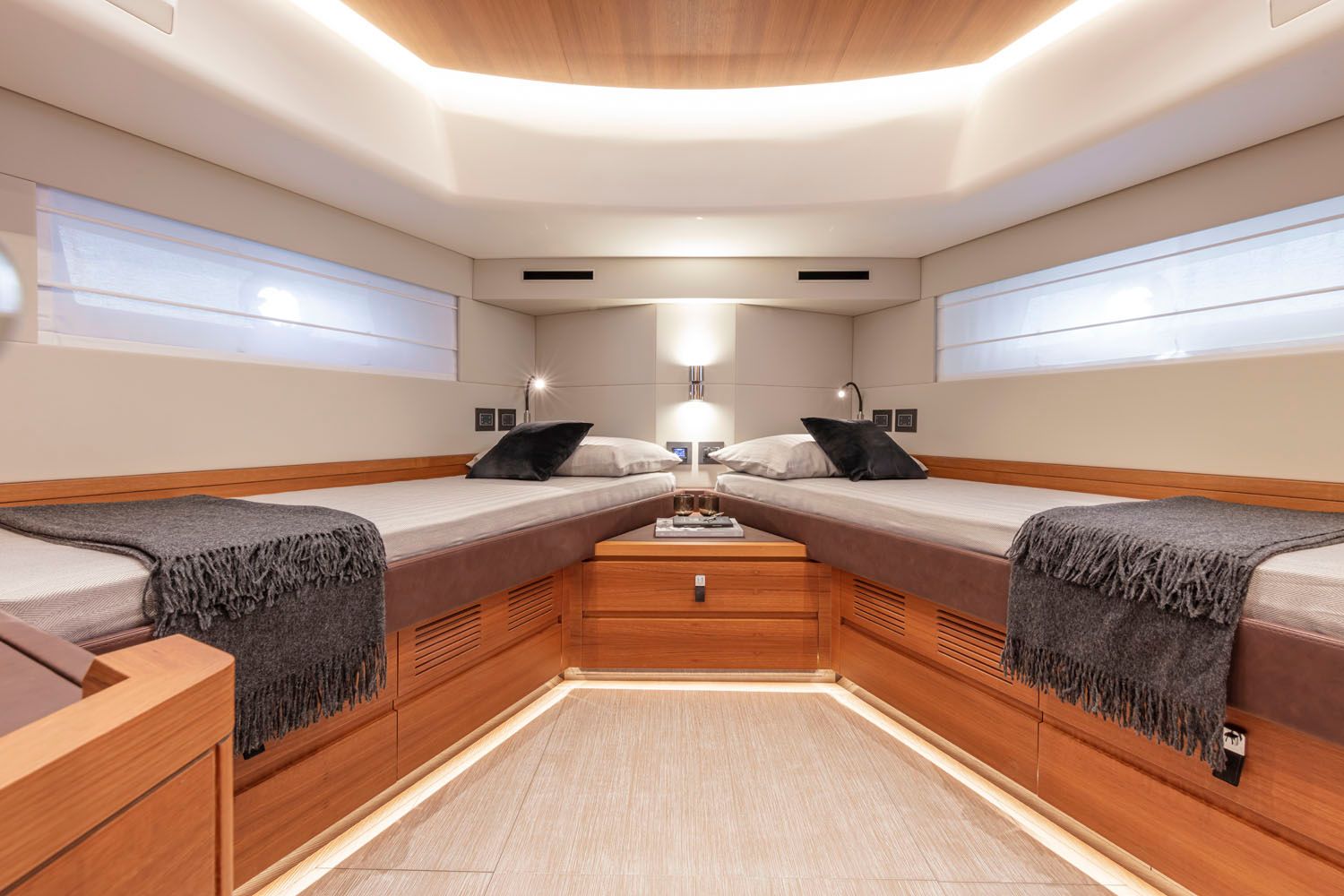 Pardo Yachts E60 Interior