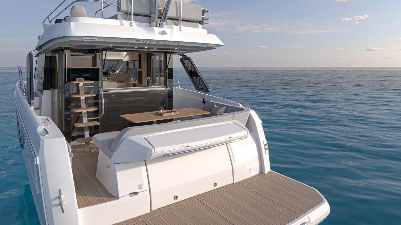 Prestige F4.3 Exterior
