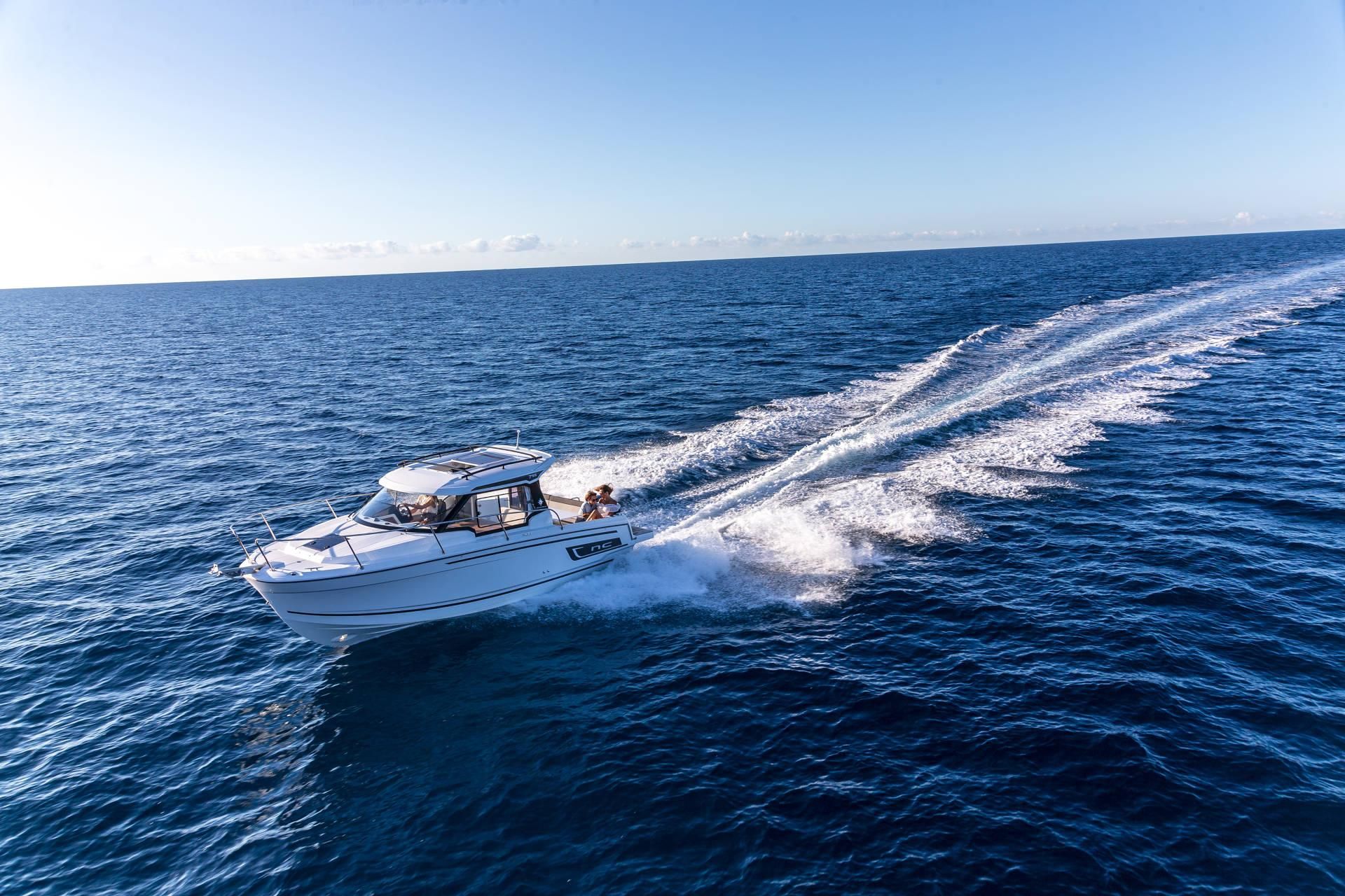 Jeanneau NC 795 S2
